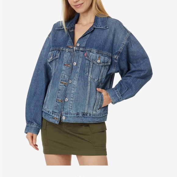 Levi's Jackets & Blazers - Levi's Women's 90s Trucker Jacket